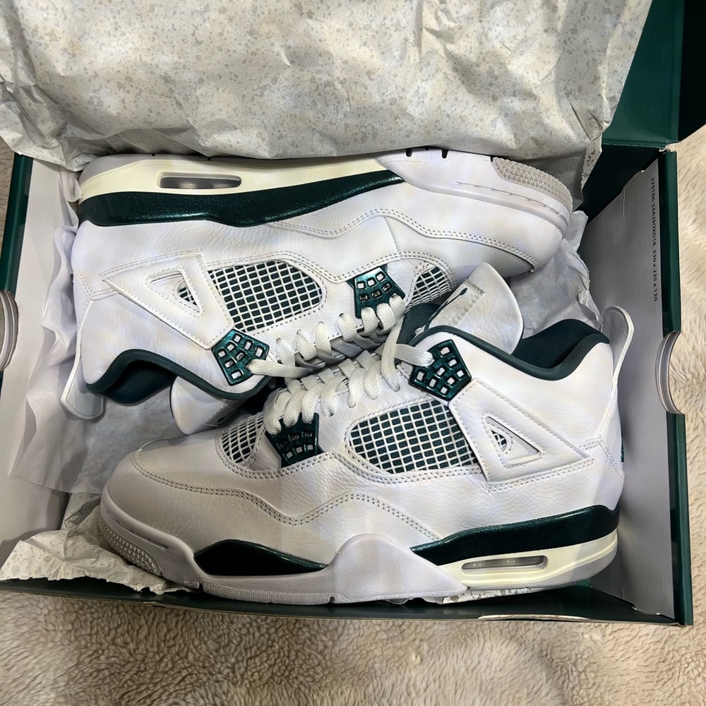 Air Jordan 4 Retro